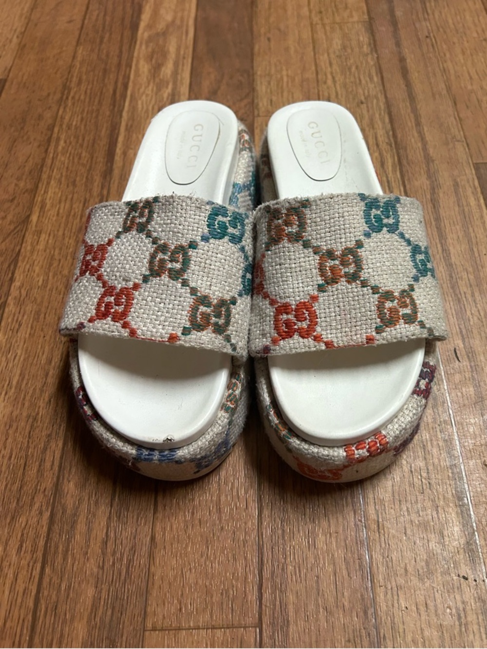 Gucci White Footbed Multicolor GG Canvas Slides - Picture 2 of 7
